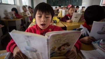 'Hoc sinh Trung Quoc can bo hoc vet' hinh anh