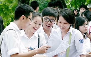 DH Kinh te Quoc dan xet tuyen ket hop ba doi tuong hinh anh