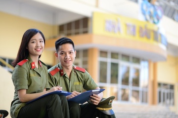 Hoc vien An ninh Nhan dan tuyen thang 7 thi sinh hinh anh