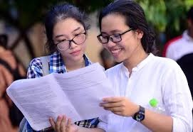 DH Khoa hoc Xa hoi va Nhan van cong bo diem chuan chinh thuc hinh anh