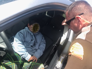 Cau be 5 tuoi lai oto di mua Lamborghini o My hinh anh