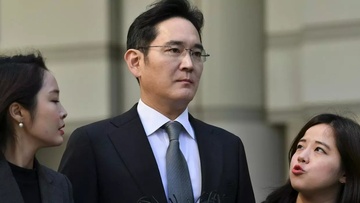 'Thai tu Samsung' cui dau xin loi, tuyen bo khong cho con noi nghiep hinh anh