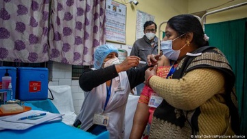 An Do phan doi ho chieu vaccine vi 'phan biet doi xu' hinh anh