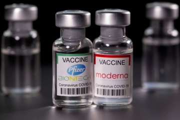 Chuyen gia WHO phan doi viec tiem 'tron' vaccine hinh anh