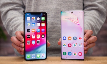 Co 11 trieu chon iPhone XS Max hay Galaxy Note10+? hinh anh