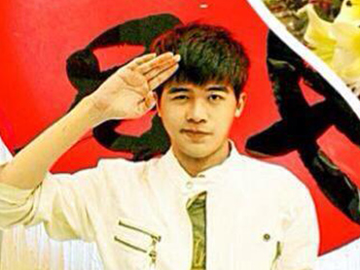 Nhung hinh anh cam dong ve nam sinh qua doi truoc tot nghiep hinh anh
