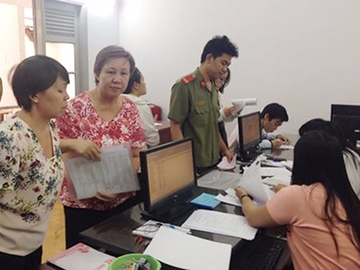 Thi sinh nhao nhao xin phuc khao diem thi hinh anh