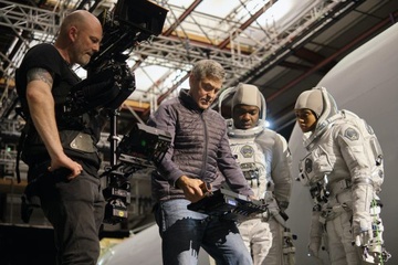 Tao hinh gia nua cua George Clooney trong phim moi hinh anh