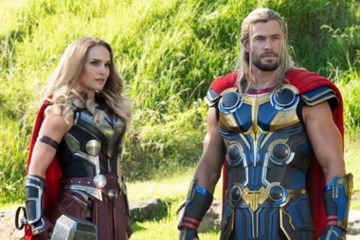 Chris Hemsworth suyt bo vai Thor hinh anh
