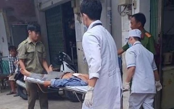 Canh sat khong che ke chem chet nguoi roi co thu trong nha hinh anh