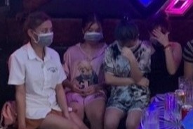 11 nguoi duong tinh voi ma tuy trong quan karaoke hinh anh