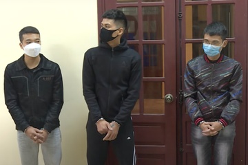 Bat giam 17 nguoi trong duong day danh bac do Phan Sao Nam cam dau hinh anh