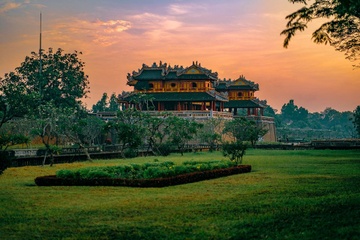 Xu Hue thuc giac buoi binh minh hinh anh