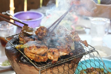 Len Da Lat thuong thuc 'ga chi' Thung Lung Xanh hinh anh
