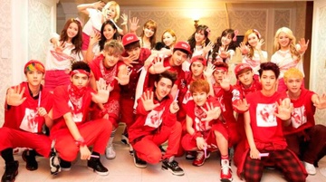 Ky luc moi cua SNSD, EXO gay tranh cai hinh anh