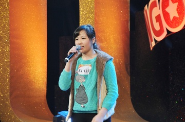 Thi sinh nhi khien Phuong Thanh nhun nhay tren ghe nong hinh anh