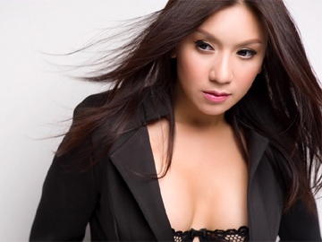 Y Phung: 'Toi xai hao chong lam' hinh anh