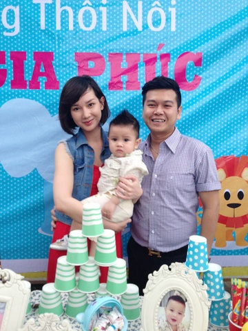 Sinh nhat xom tu va hanh phuc cua con trai Quynh Chi hinh anh