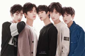 TXT lot top 3 nhom nhac noi tieng nhat Kpop cung dan anh BTS hinh anh