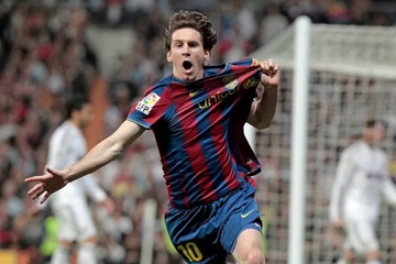 Gan 400.000 USD cho mieng giay an co chu ky Messi hinh anh