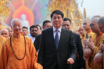 Chủ tịch nước Lương Cường dự khai mạc Đại lễ Vesak 2025