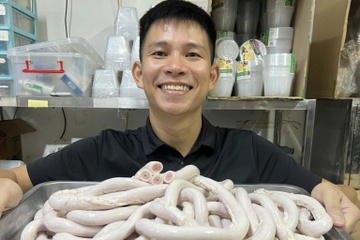 TikToker trieu view khoe bo long xe dieu dai 40 m la ai? hinh anh