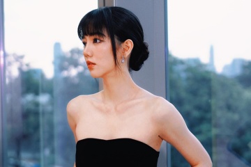 Chuyen tinh 'chi oi anh yeu em' cua nu than cau long lai 7 dong mau hinh anh