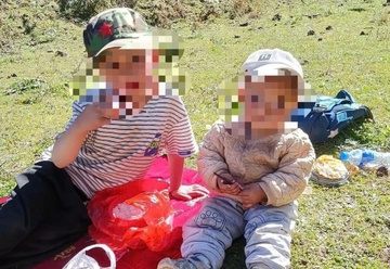 Hai dua tre tu vong vi 1.000 vet dot cua ong bap cay hinh anh