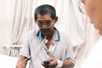 Tinh trang suc khoe cua 'hiep si' lang dai hoc TP.HCM hinh anh