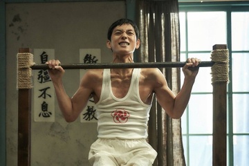 No luc de khong phai hoi han hinh anh