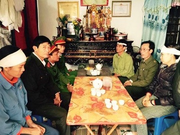 Nghich tu doat mang me vo bi khoi to hinh anh