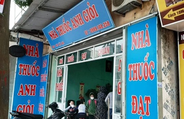 Tang gia khau trang gap 5 lan, nha thuoc bi tuoc giay phep hinh anh