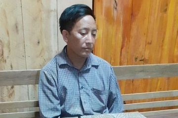 Bat qua tang ga dan ong van chuyen thue 20 banh heroin hinh anh