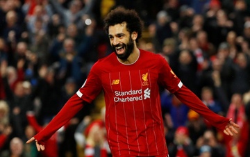 Liverpool hon Man City 22 diem sau tran thang Southampton 4-0 hinh anh