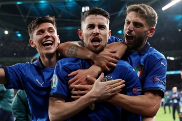 Italy - chien cong cua trai tim dung cam hinh anh