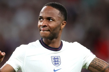 Sterling: 'Do ro rang la qua phat den' hinh anh