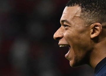 Chan Mbappe kieu gi? hinh anh