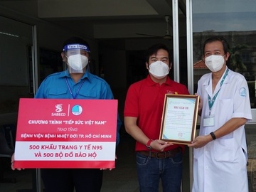 Sabeco dong gop chuong trinh 'Tiep suc Viet Nam', tong gia tri 10 ty hinh anh