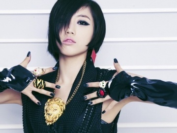 Eunjung rậm rịch tung ca khúc riêng.