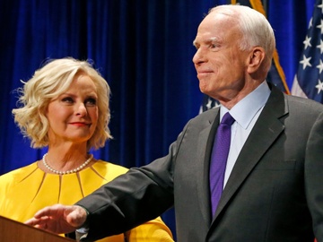 Khoi tai san 200 trieu USD cua TNS John McCain den tu dau? hinh anh