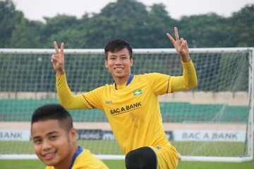 Que Ngoc Hai co the tap buoi cuoi cung voi SLNA hinh anh