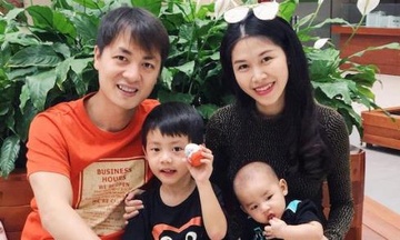 Dang Khoi: 'Toi khong ngai xin loi vo du minh dung hay sai' hinh anh