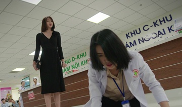'Cay tao no hoa': Chau (Thuy Ngan) bi danh ghen o benh vien hinh anh