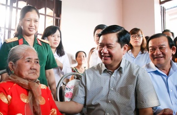 Bi thu Thang: 'Vi dan hanh dong, khong noi nhieu' hinh anh