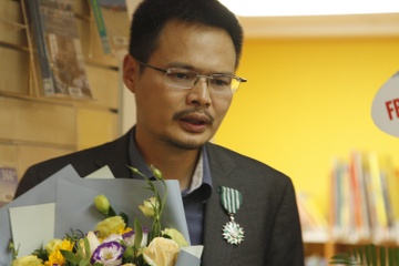 Giam doc Nha Nam: Cam on nhung nguoi tan tuy voi the gioi sach vo hinh anh