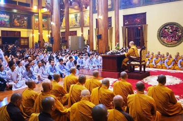 'Cung tien giai oan la vo minh, bon phan nha su khong phai goi hon' hinh anh