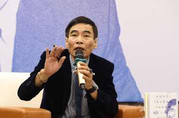 TS Le Tham Duong: 'Thien tai, dich benh day con nguoi biet so' hinh anh