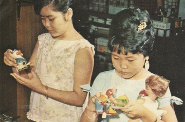 Con sot do choi 'tac tac' 50 nam truoc hinh anh