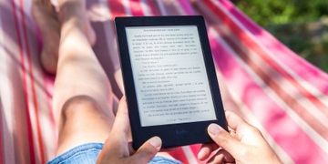 Amazon co nen tang tu xuat ban hinh anh