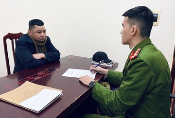 Giam doc cong ty lua dao chiem doat tien cua 22 nguoi hinh anh
